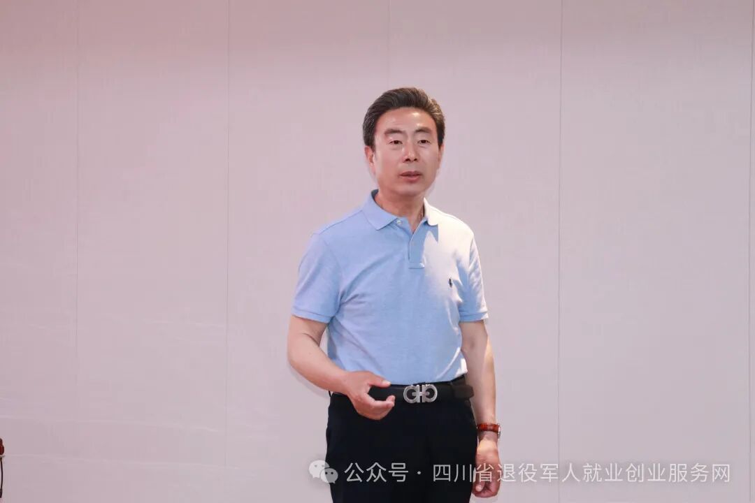 e07b31acb405db5fd179754a3653010f.jpg